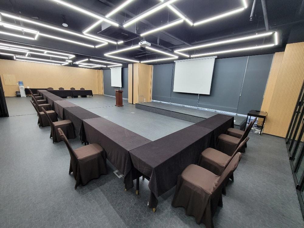 Osong H Hotel Sejong City Cshongdzsu Kültér fotó